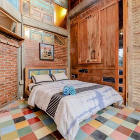 Lorong Homestay Бантул Екстериор снимка