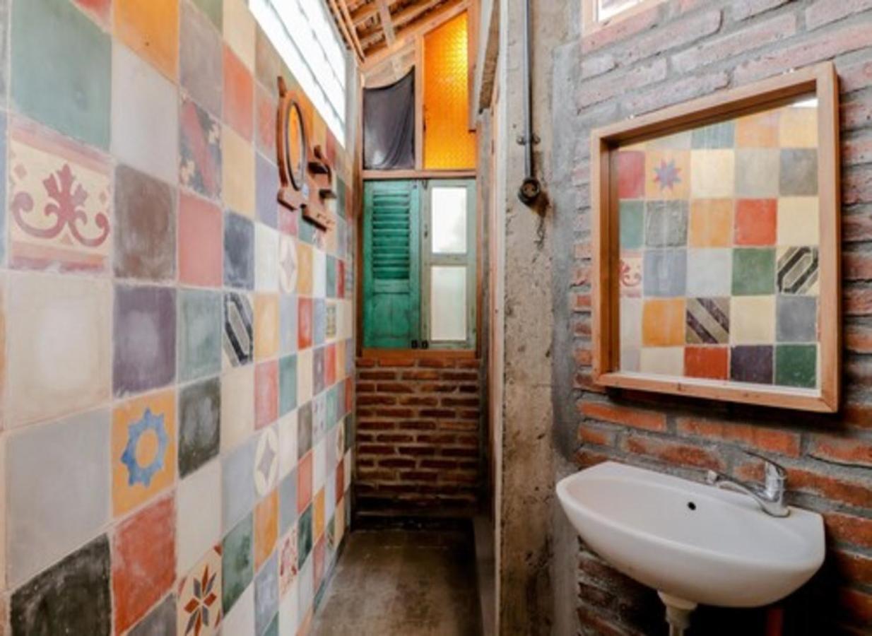 Lorong Homestay Бантул Екстериор снимка