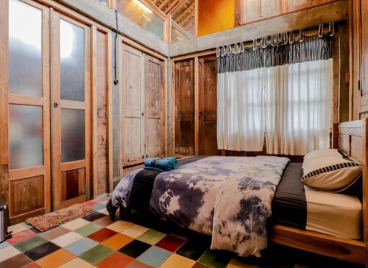 Lorong Homestay Бантул Екстериор снимка