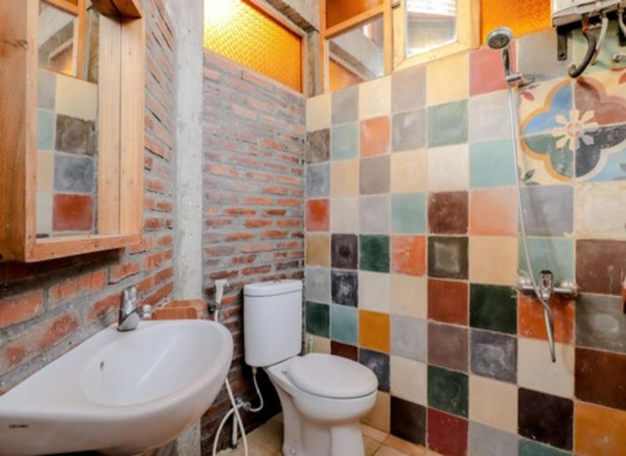 Lorong Homestay Бантул Екстериор снимка