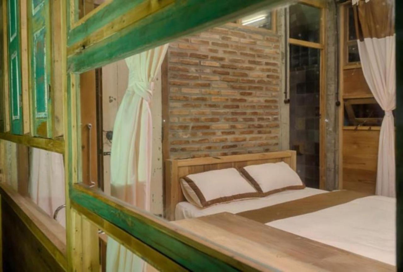 Lorong Homestay Бантул Екстериор снимка